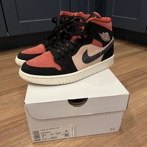 Women’s Air Jordan 1 Mid “Canyon Rust”